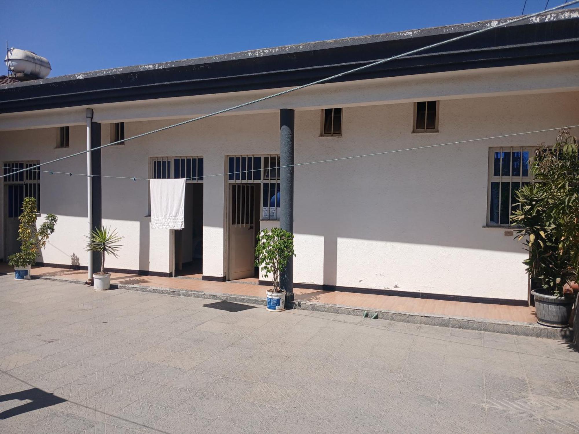 Addis Guest House Eksteriør billede